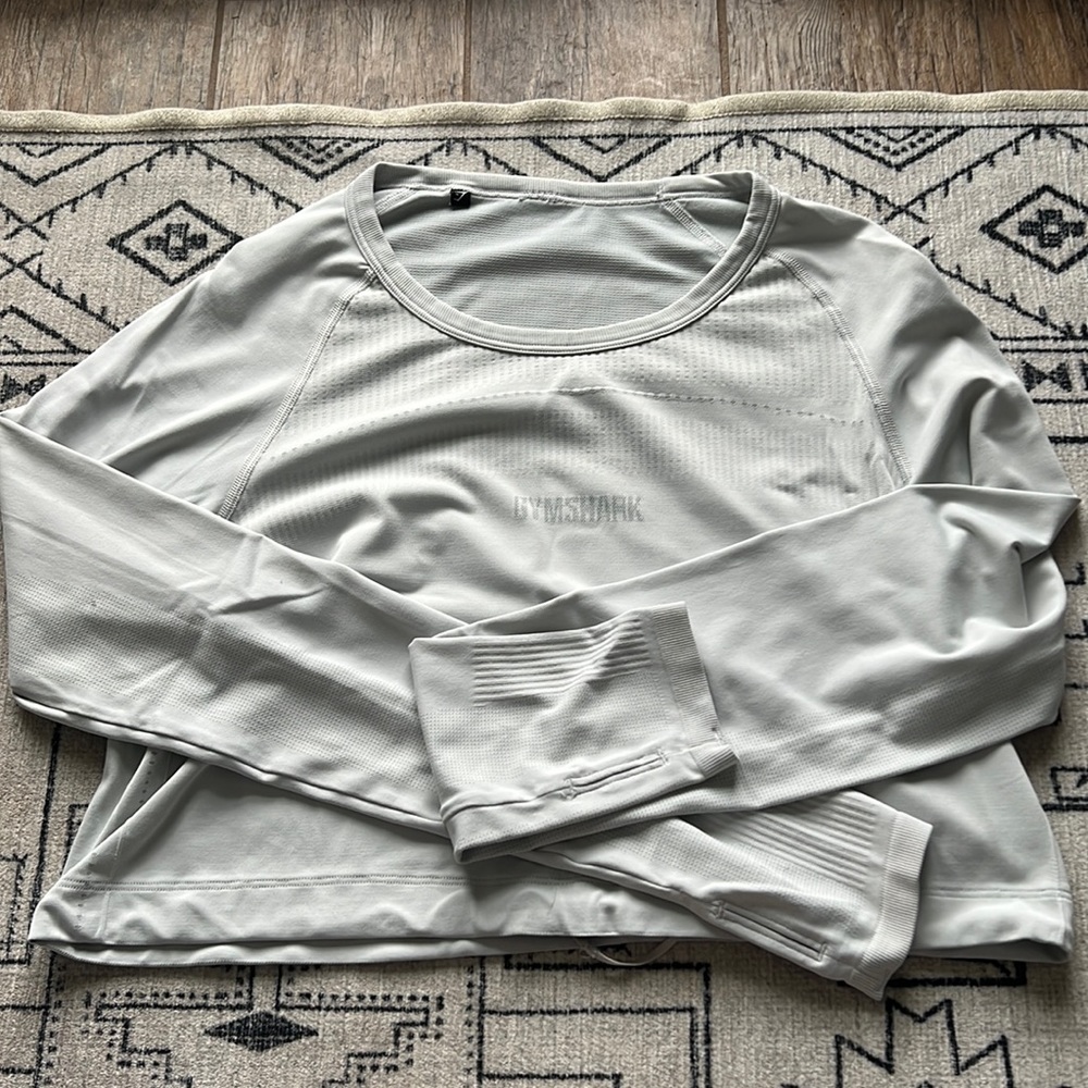 Gymshark lightweight seamless LS crop top - light grey